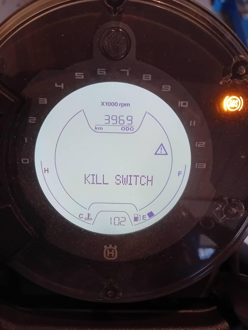 Husqvarna Svartpilen 401 (2021 - 23) (2)