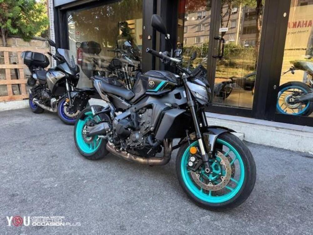 Yamaha MT-09 Y-AMT (2024 - 26) (2)
