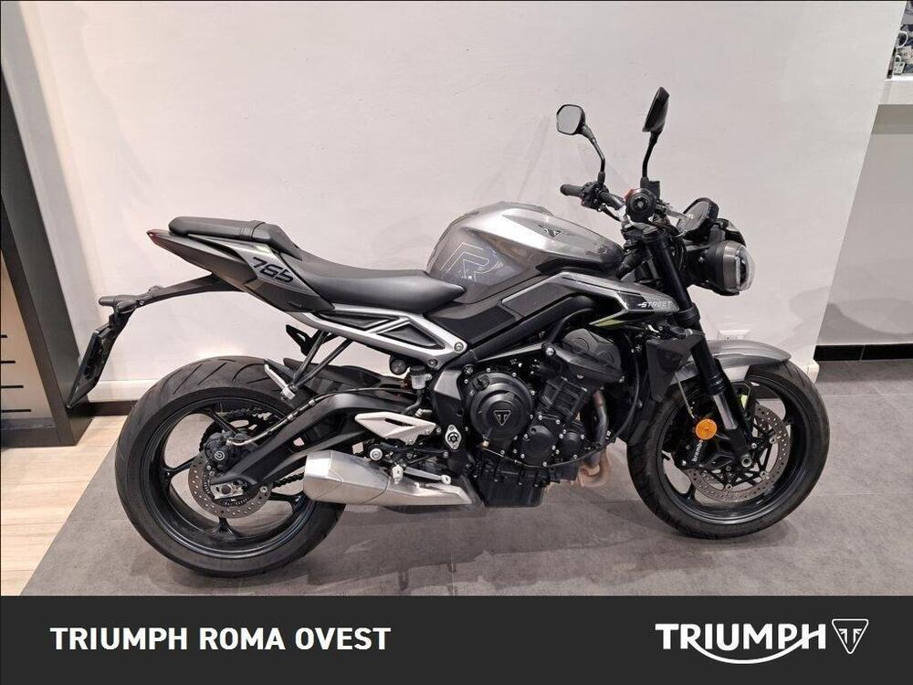Triumph Street Triple 765 R (2023 - 26) (2)