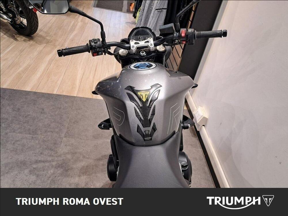 Triumph Street Triple 765 R (2023 - 26) (8)