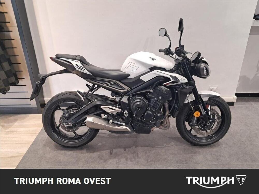 Triumph Street Triple 765 R (2023 - 26) (2)