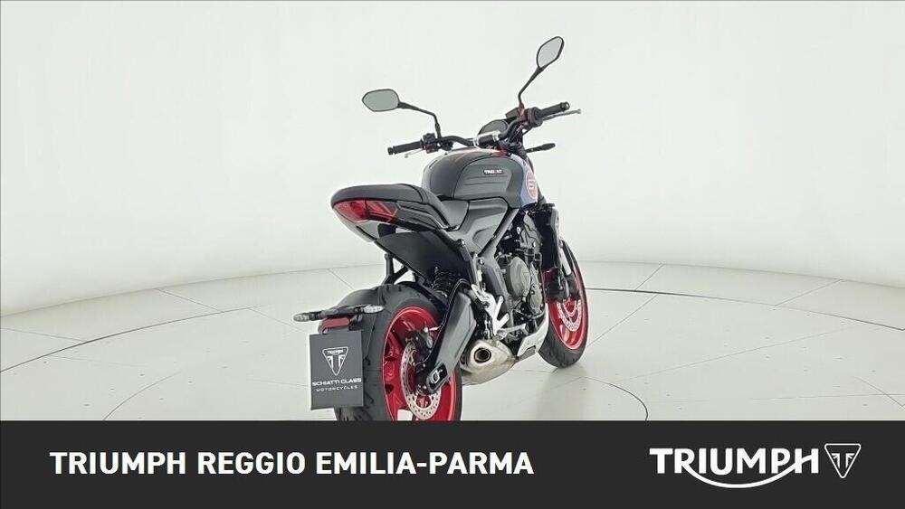 Triumph Trident 660 Triple Tribute Edition (2024) (3)