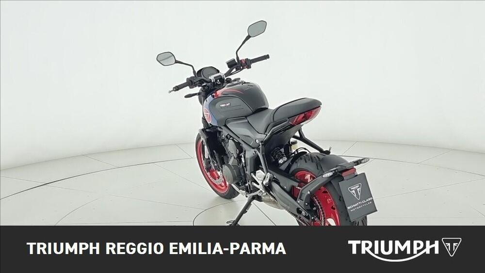 Triumph Trident 660 Triple Tribute Edition (2024) (8)