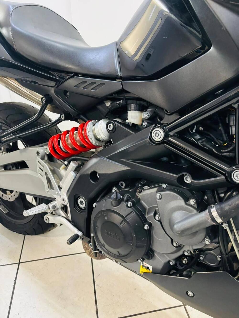 Aprilia Shiver 750 (2010 - 16) (2)