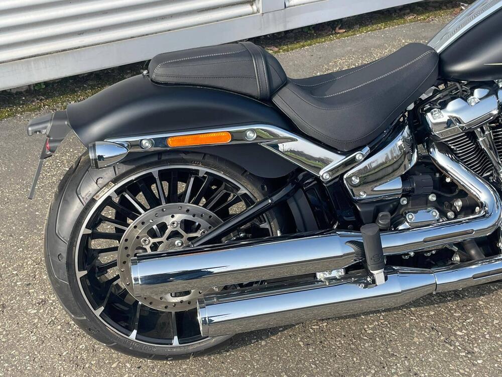 Harley-Davidson Breakout 117 (2025 - 26) (5)