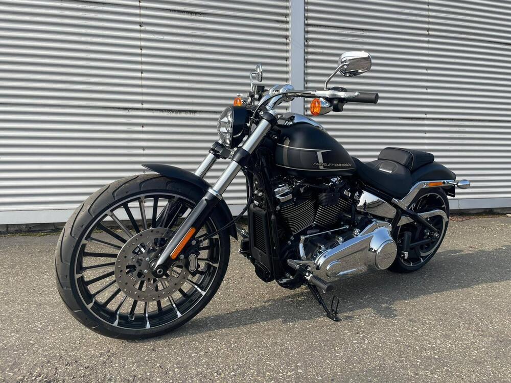 Harley-Davidson Breakout 117 (2025 - 26) (2)