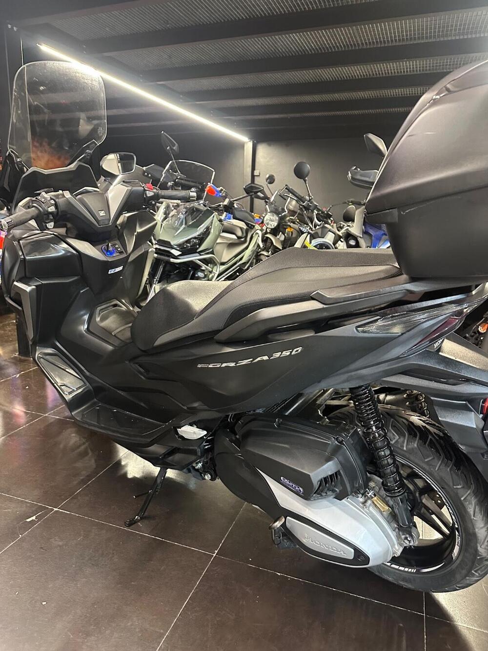 Honda Forza 350 (2022 - 24) (2)