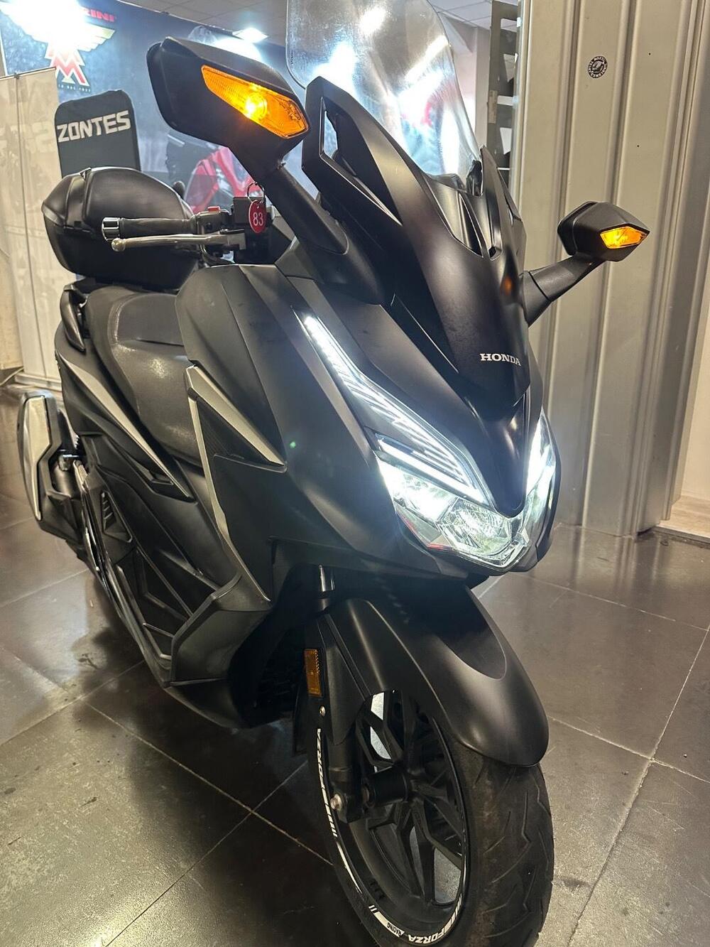 Honda Forza 350 (2022 - 24) (7)