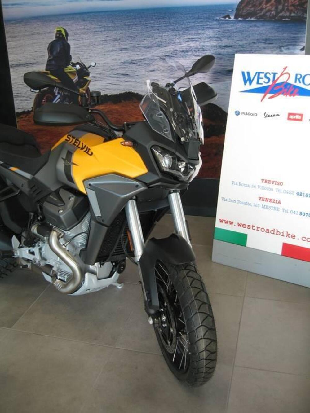 Moto Guzzi Stelvio (2024 - 26) (3)