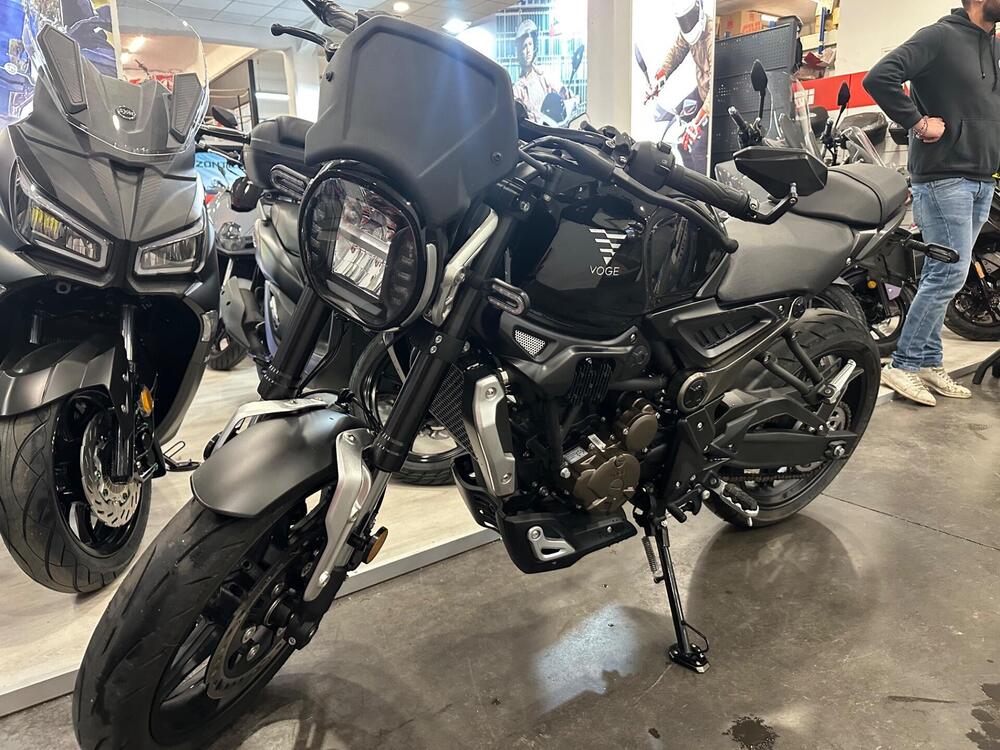 Voge Trofeo 300AC (2021 - 26) (3)