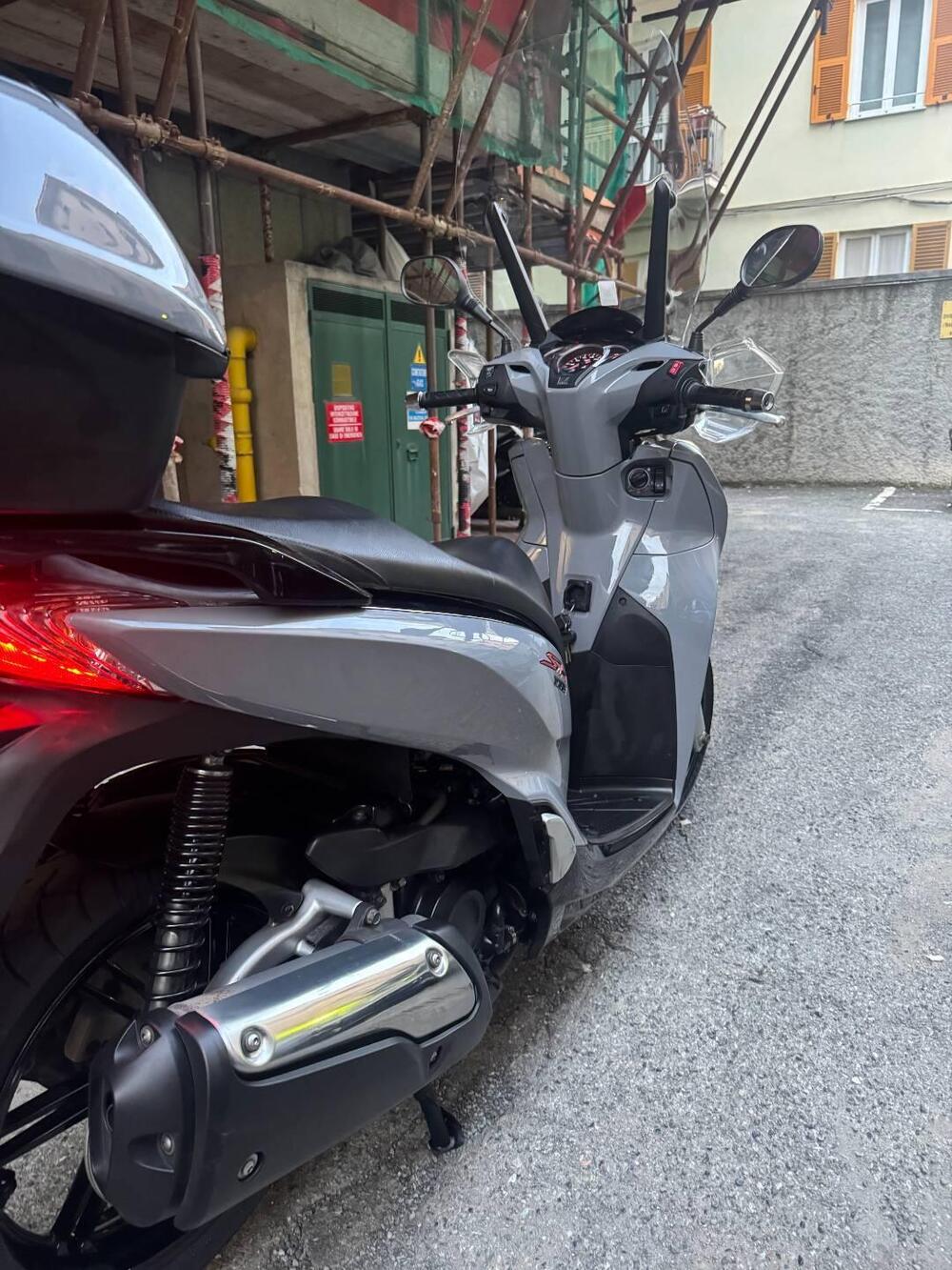 Honda SH 300 i ABS (2016 - 20) (4)