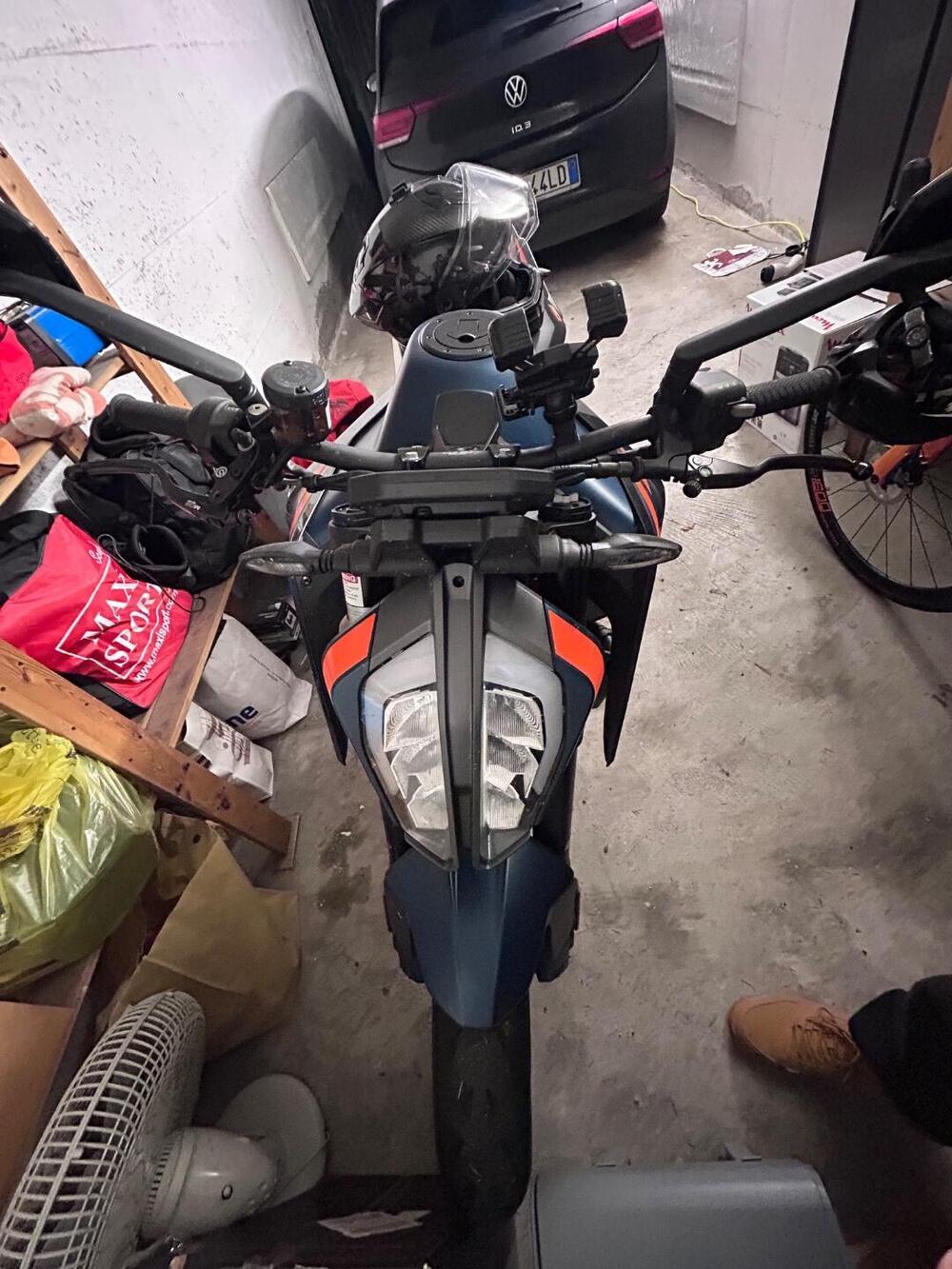 KTM 890 Duke R (2022 - 23) (5)