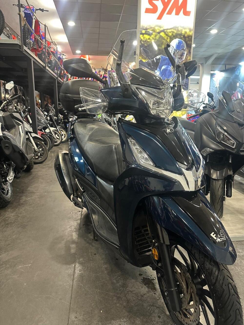 Kymco Agility 300i (2021 - 25) (3)