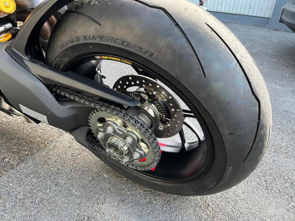 Ducati Panigale V4 R (2023 - 24) (17)