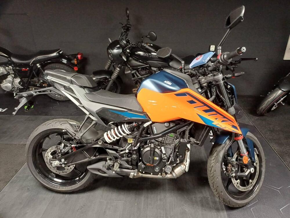 KTM 125 Duke (2024 - 25) (2)