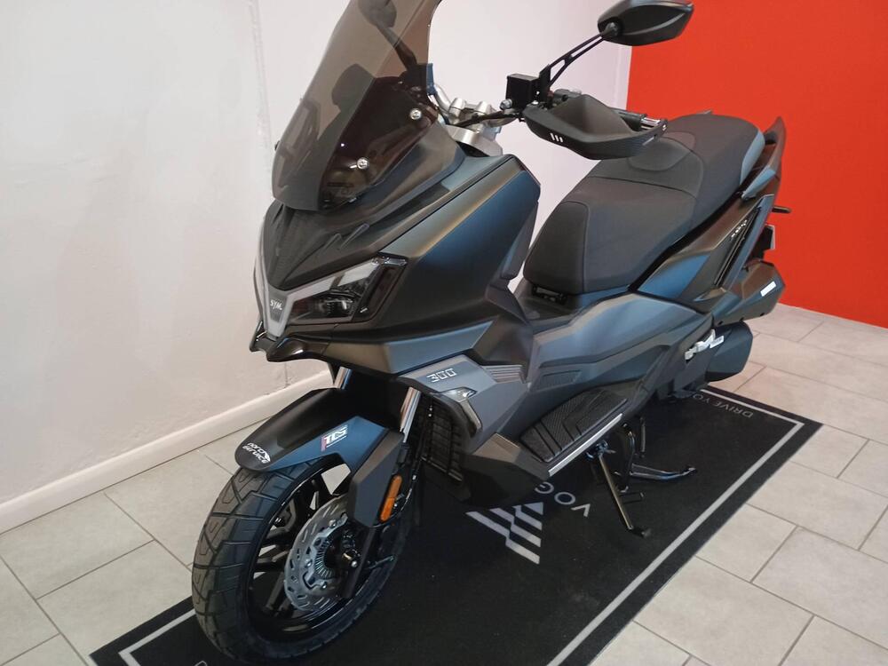 Sym ADX 300 (2024 - 26) (5)