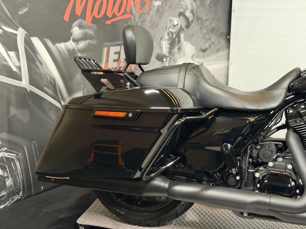 Harley-Davidson 107 Street Glide Special (2017 - 19) - FLHXS (3)