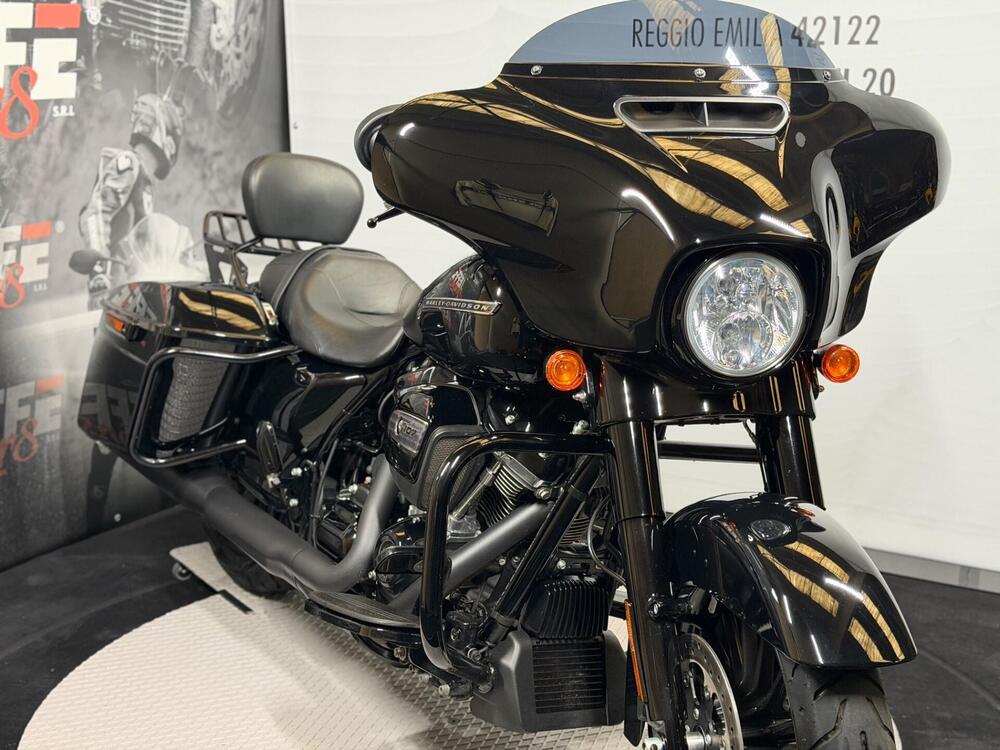 Harley-Davidson 107 Street Glide Special (2017 - 19) - FLHXS (6)