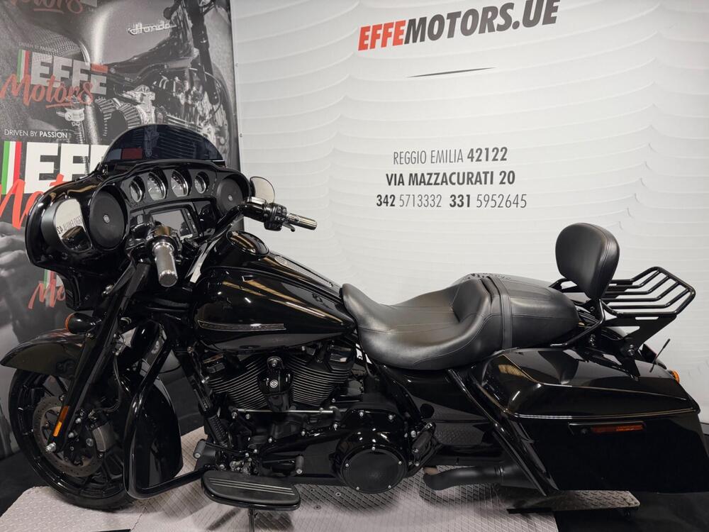 Harley-Davidson 107 Street Glide Special (2017 - 19) - FLHXS (8)