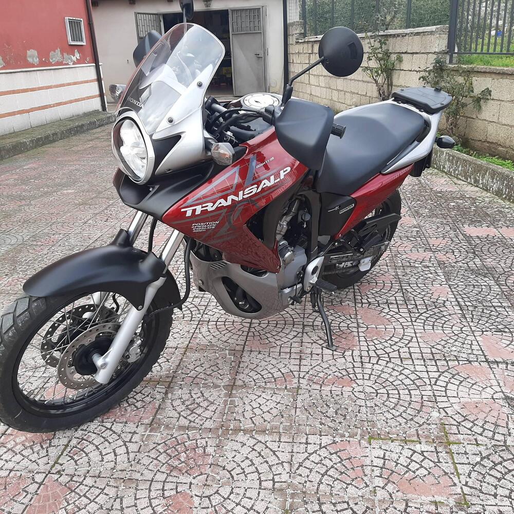 Honda Transalp XL 700 V (2007 - 2013) (2)