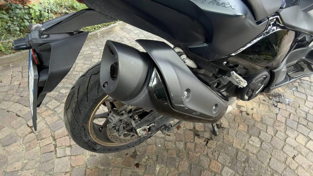 Yamaha T-Max 560 Tech Max (2022 - 24) (4)
