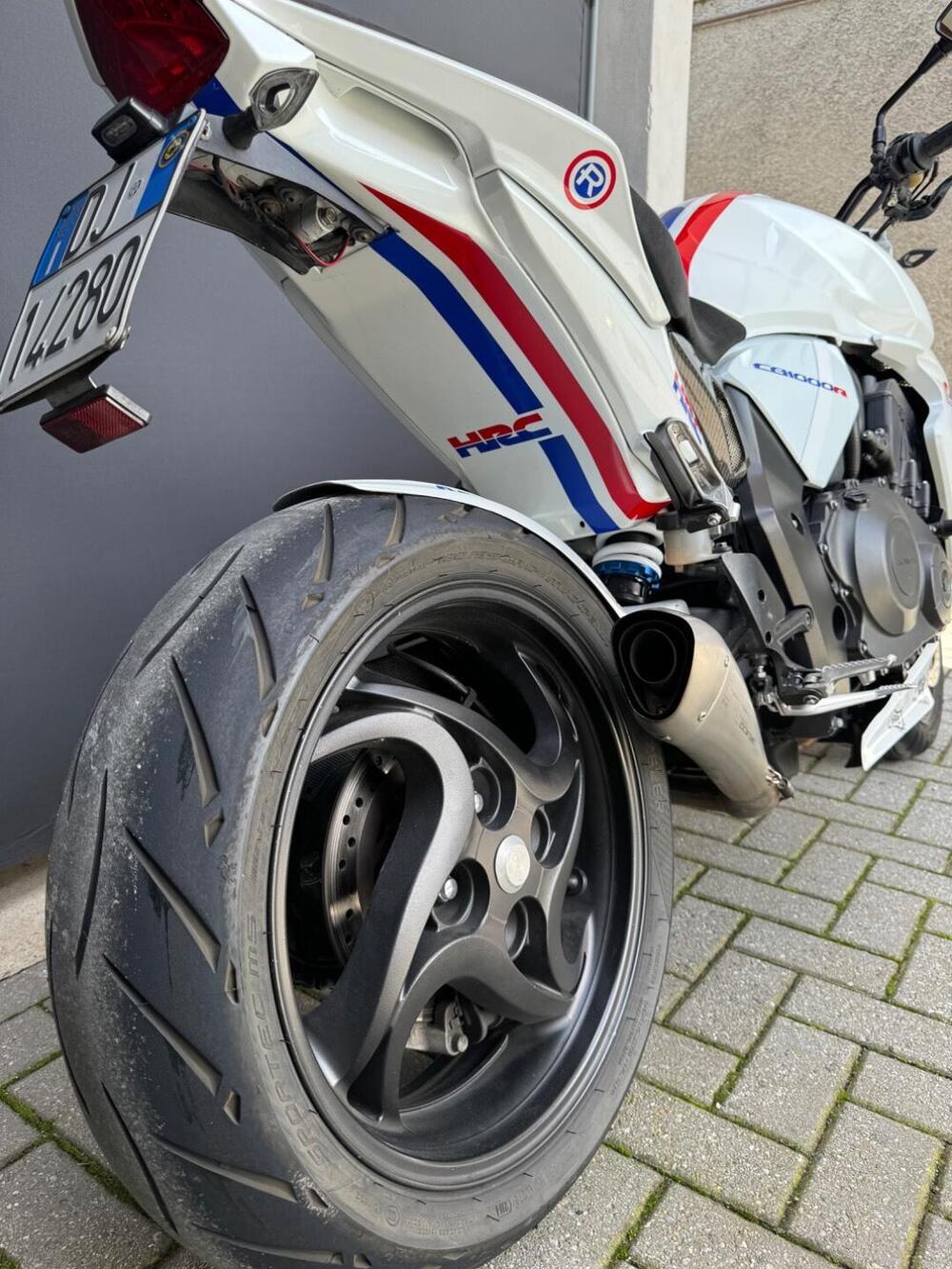 Honda CB 1000 R (2008 - 10) (2)