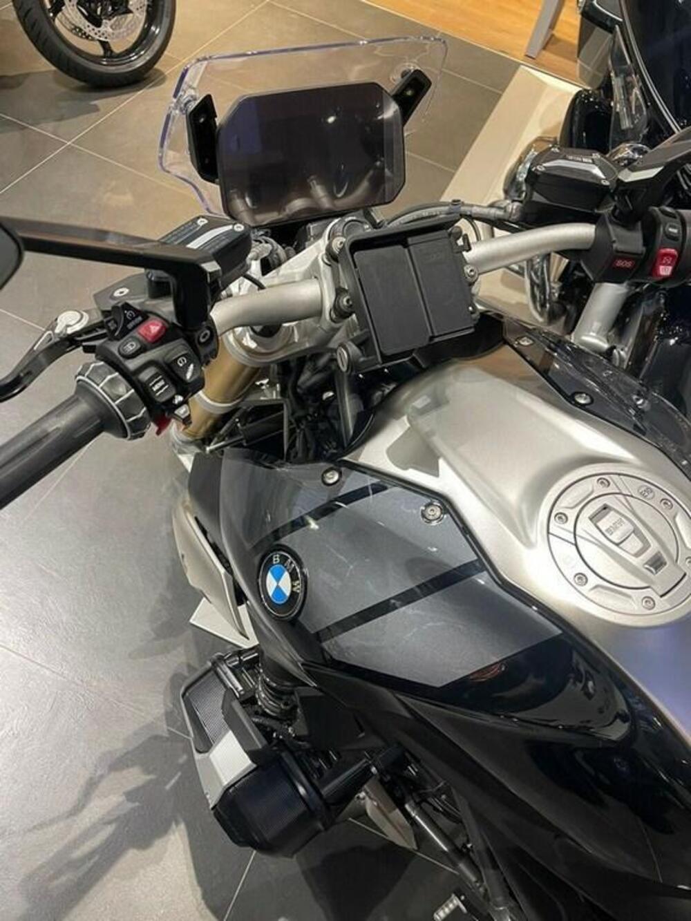 Bmw R 1250 R (2021 - 25) (3)