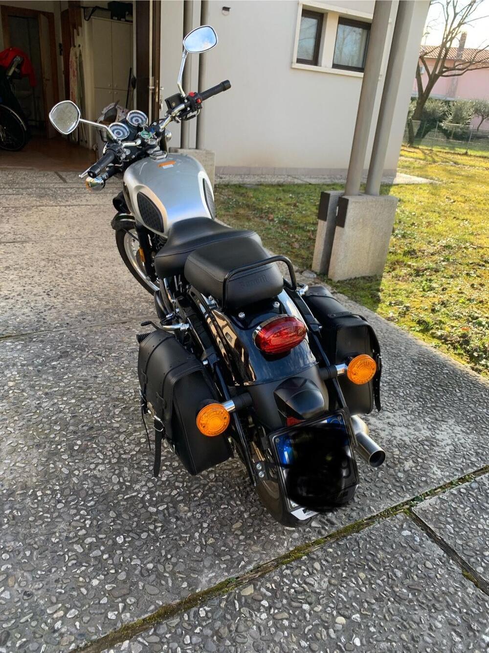 Benelli Imperiale 400 (2021 - 25) (4)