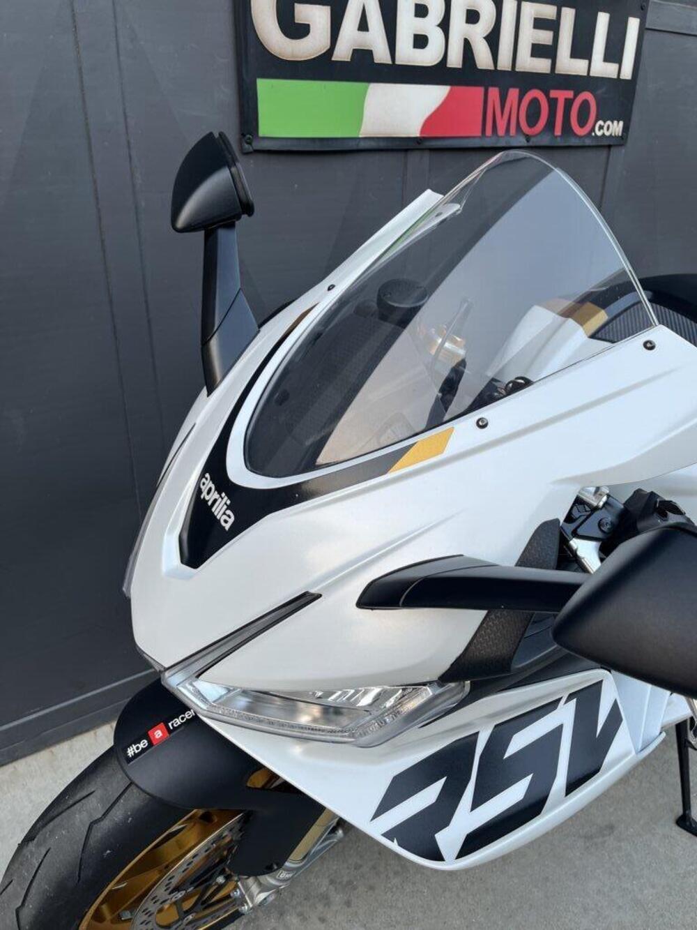 Aprilia RSV4 1100 Factory Speed White (2023 - 24) (2)