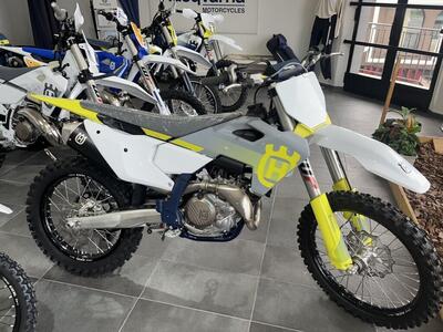 Husqvarna FC 450 (2024) usata