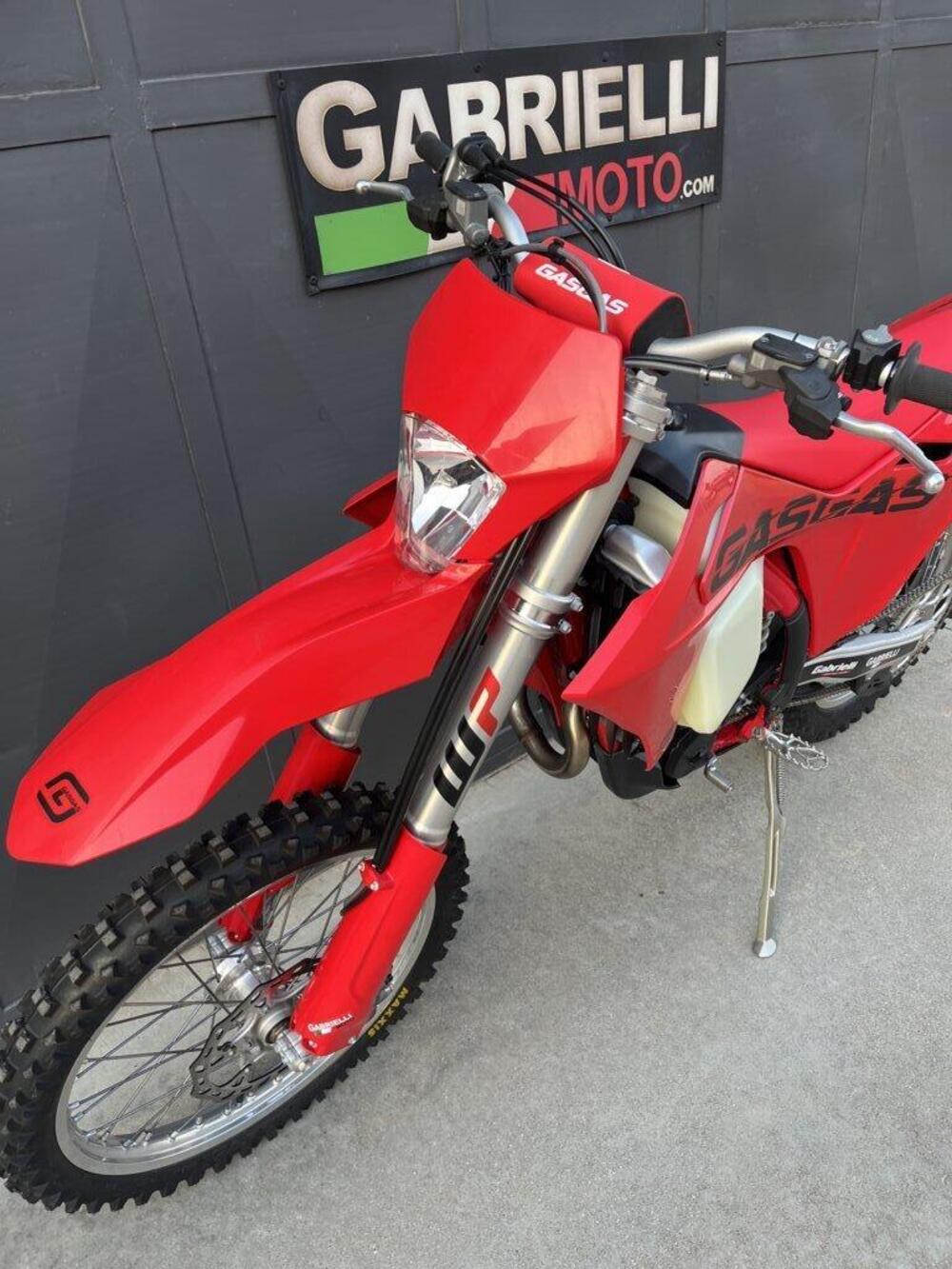 GASGAS EC 250 F (2025) (2)