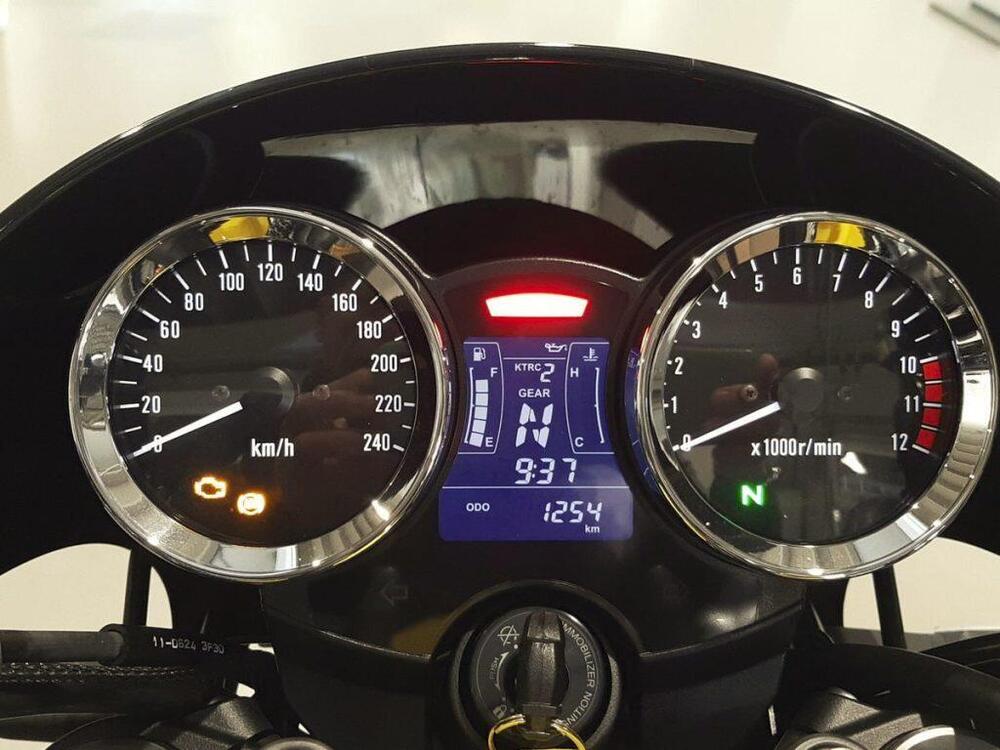 Kawasaki Z 900 RS (2022 - 25) (6)