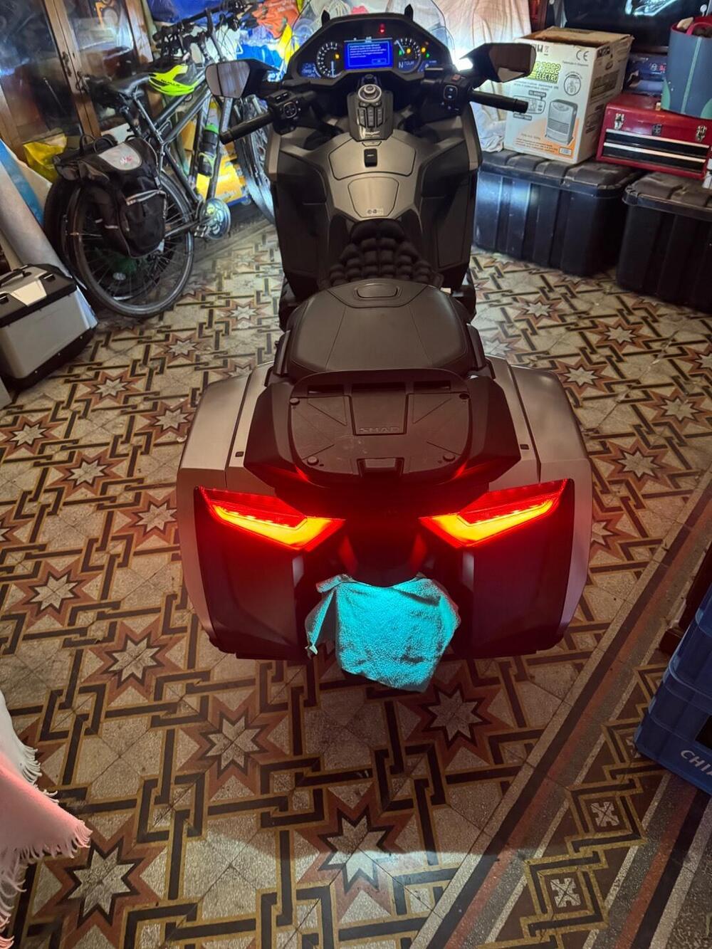 Honda GL 1800 Gold Wing (2018 - 20) (10)