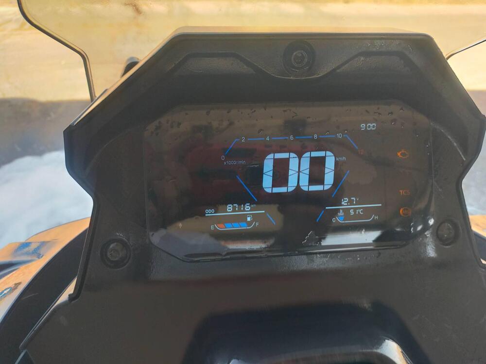 Voge Sfida SR1 ADV (2023 - 26) (2)