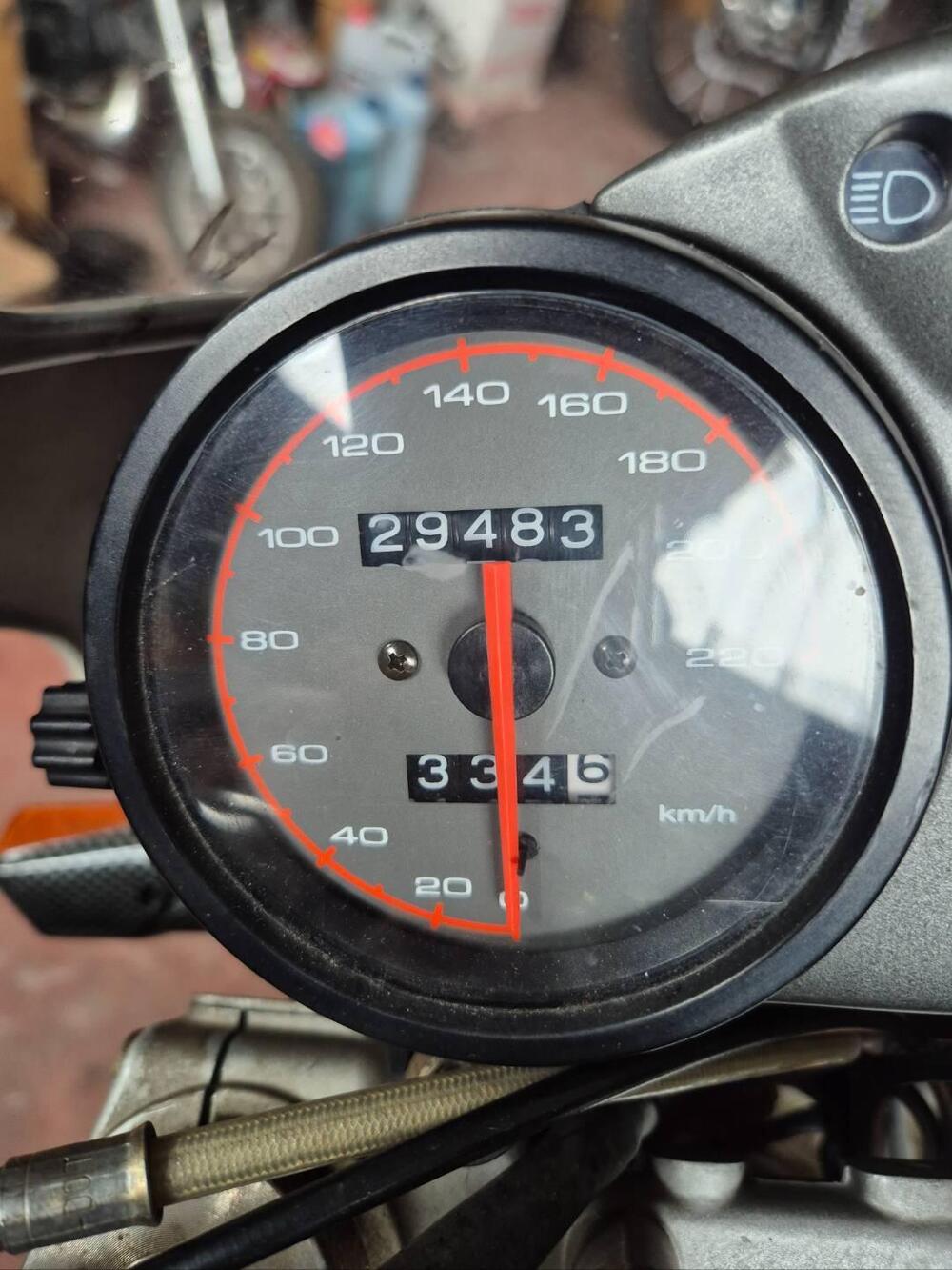 Ducati Monster 900 I.E. (1999 - 02) (6)