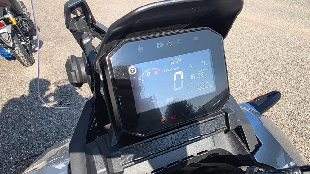 Honda ADV 350 (2022 - 24) (7)