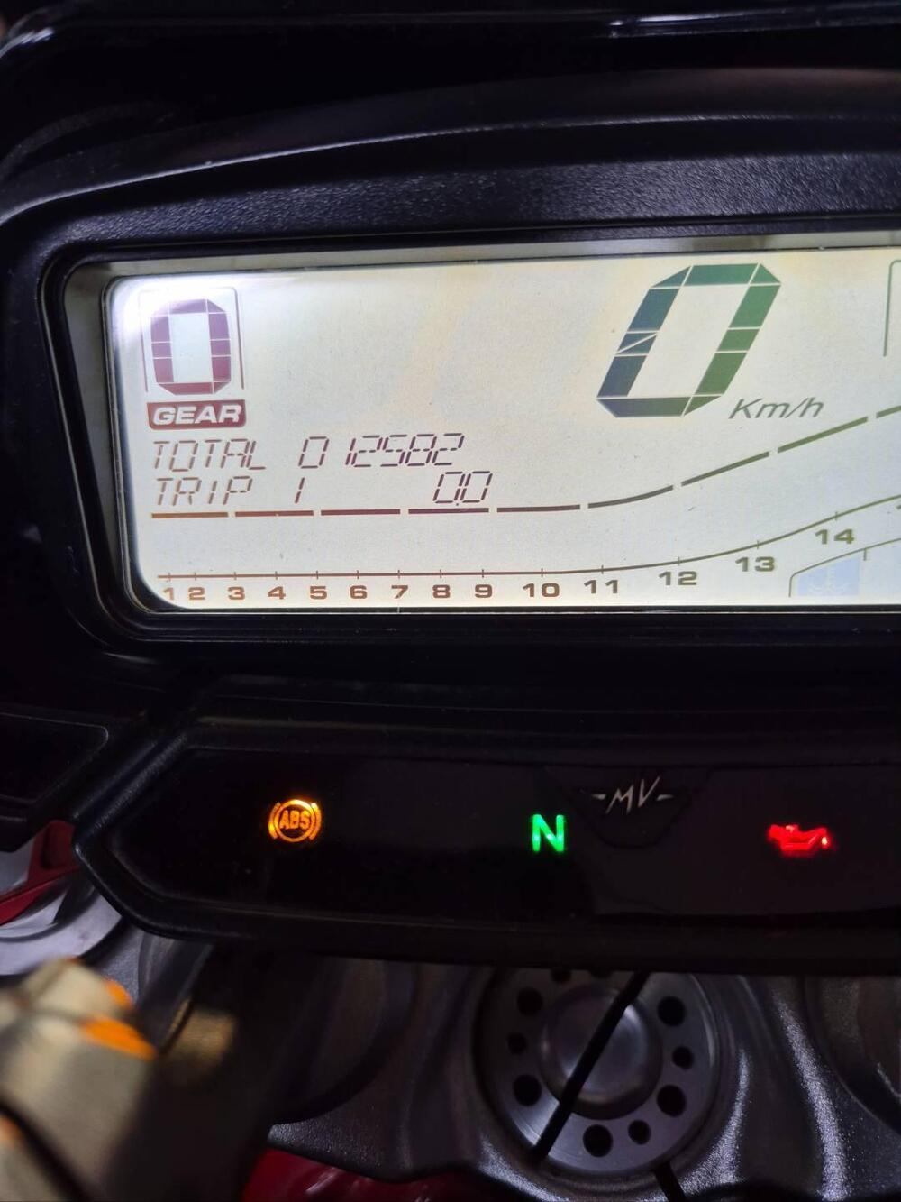 MV Agusta Rivale 800 EAS ABS (2013 -17) (8)
