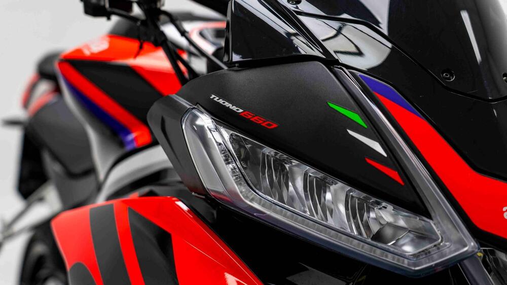 Aprilia Tuono 660 Factory (2022 - 24) (17)