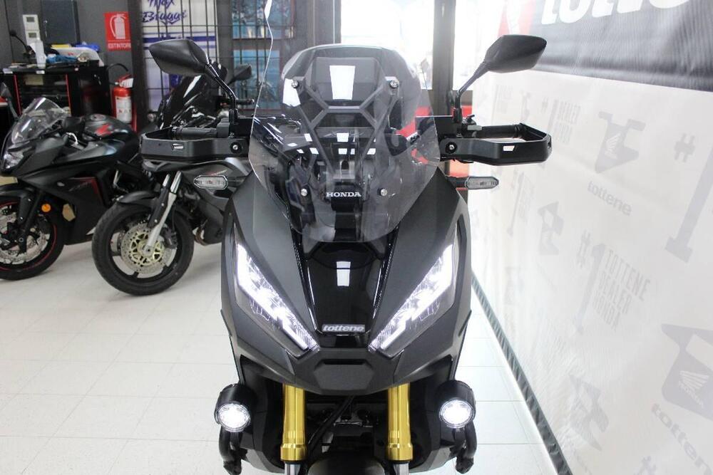Honda X-ADV 750 DCT (2021 - 24) (4)