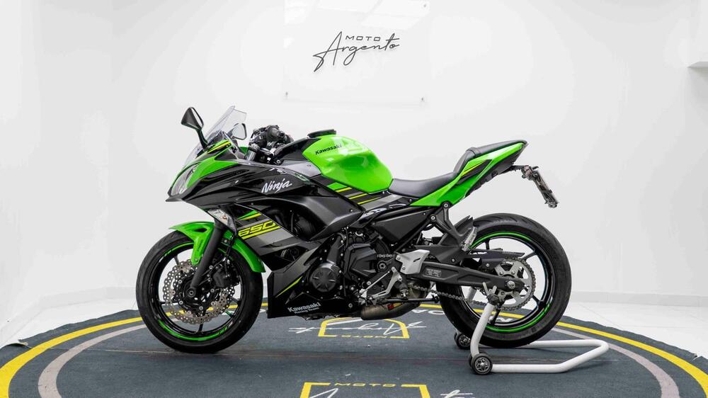 Kawasaki Ninja 650 (2020) (6)