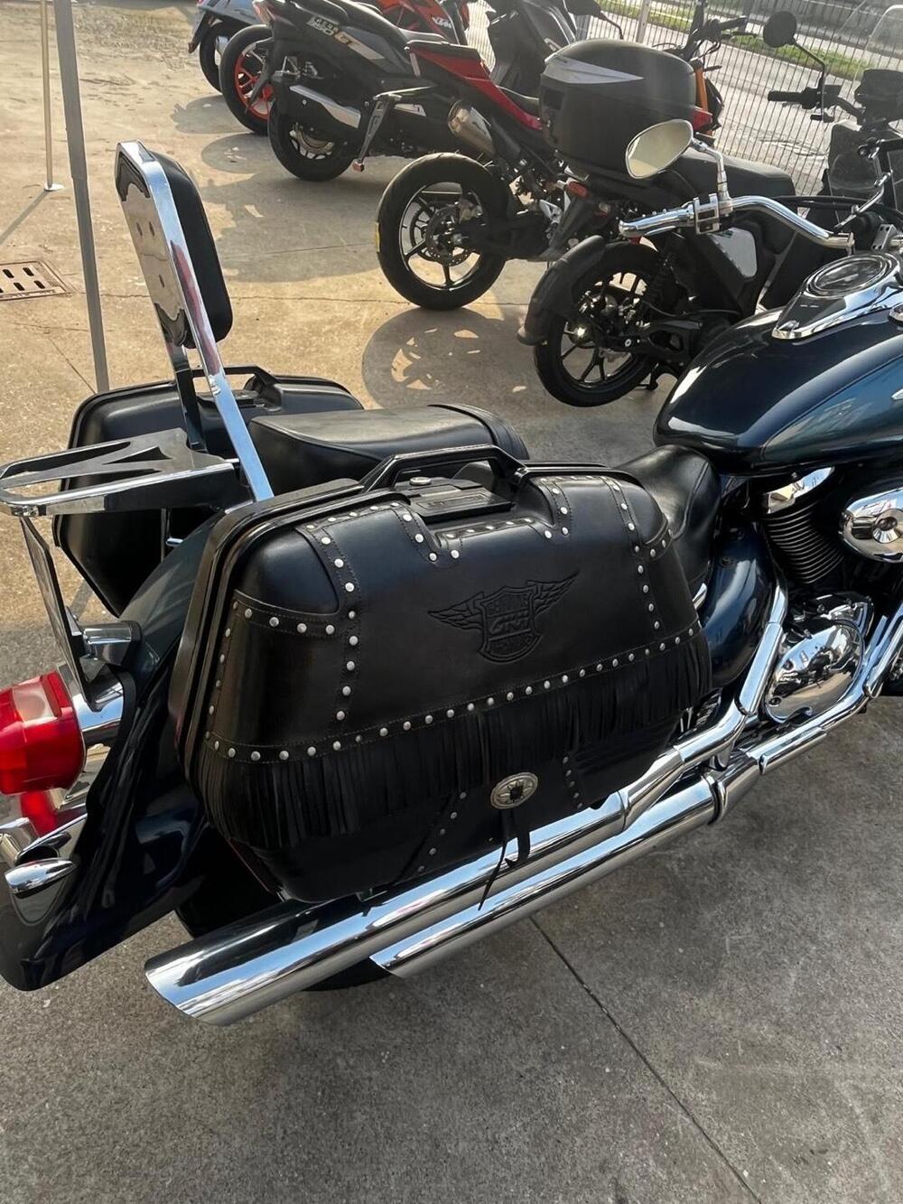 Suzuki VL 800 Intruder Volusia (2000 - 04) (6)