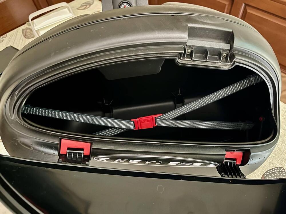 Valige laterali GIVI MONOKEY E41 (3)