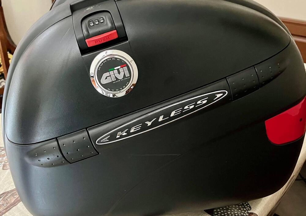 Valige laterali GIVI MONOKEY E41 (7)