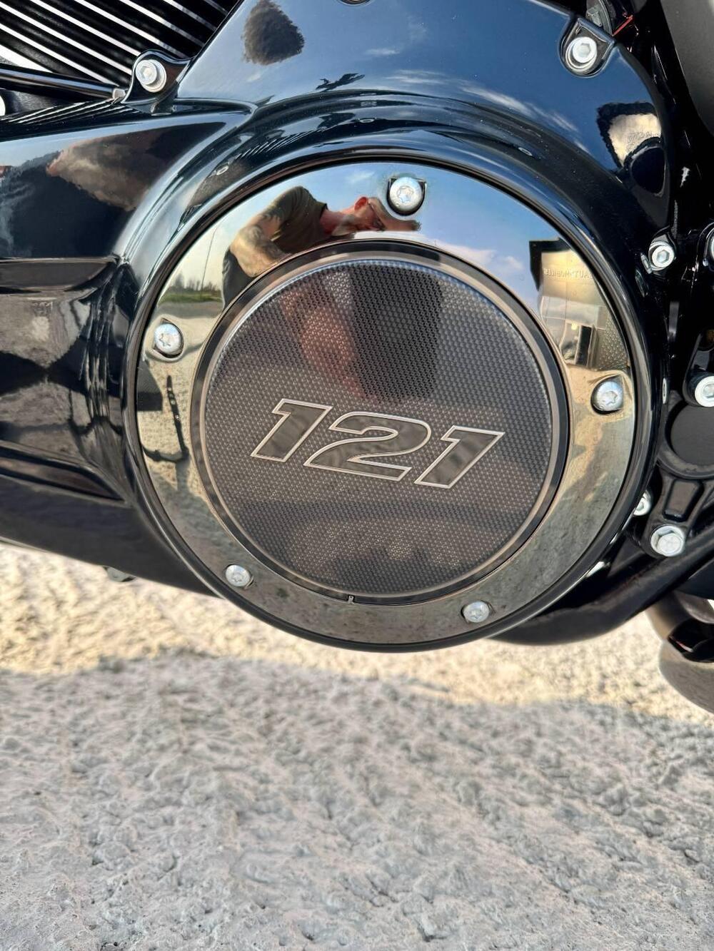 Harley-Davidson CVO Road Glide (2023) (4)