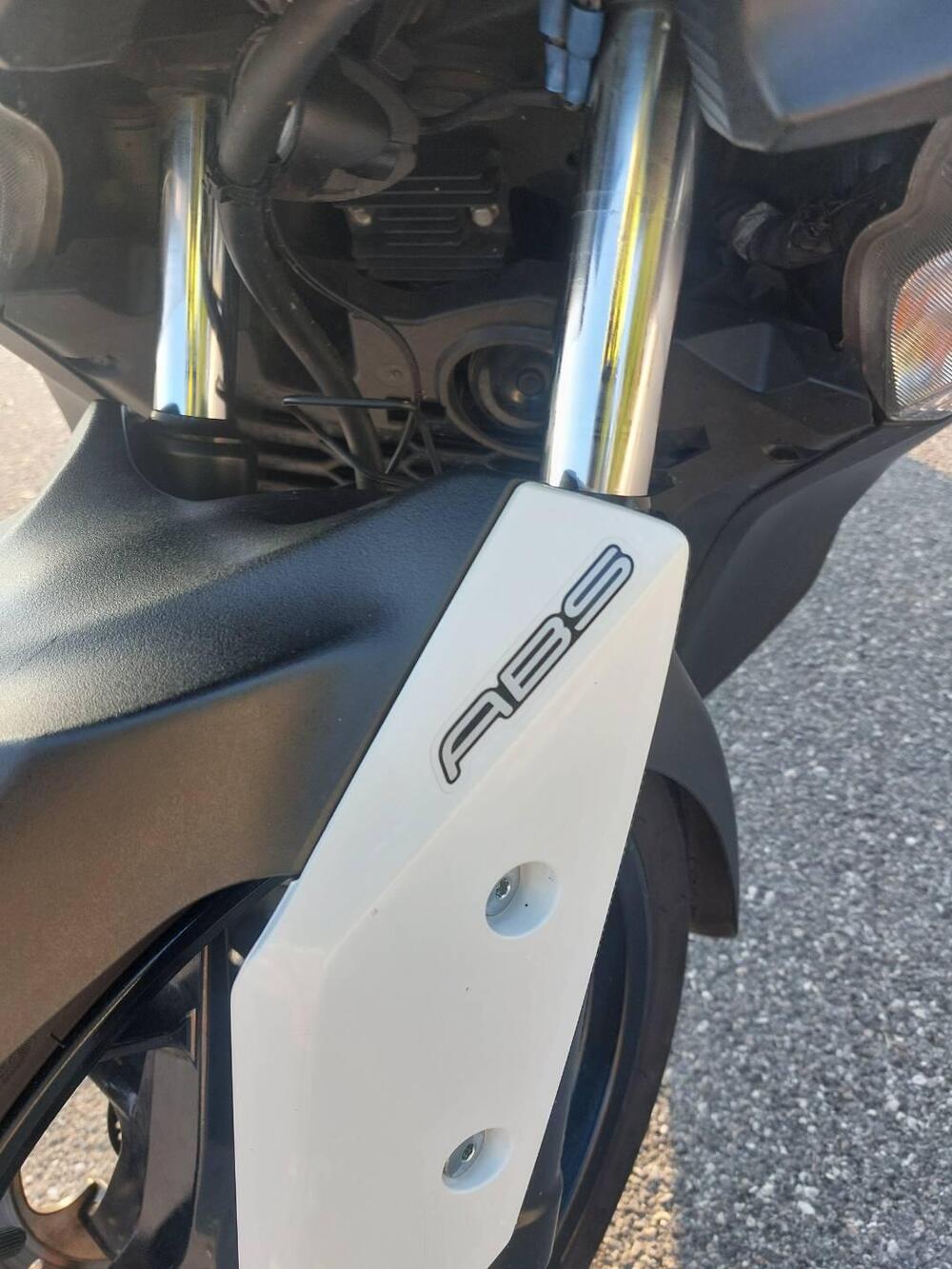 Yamaha X-Max 300 ABS (2017 - 20) (3)