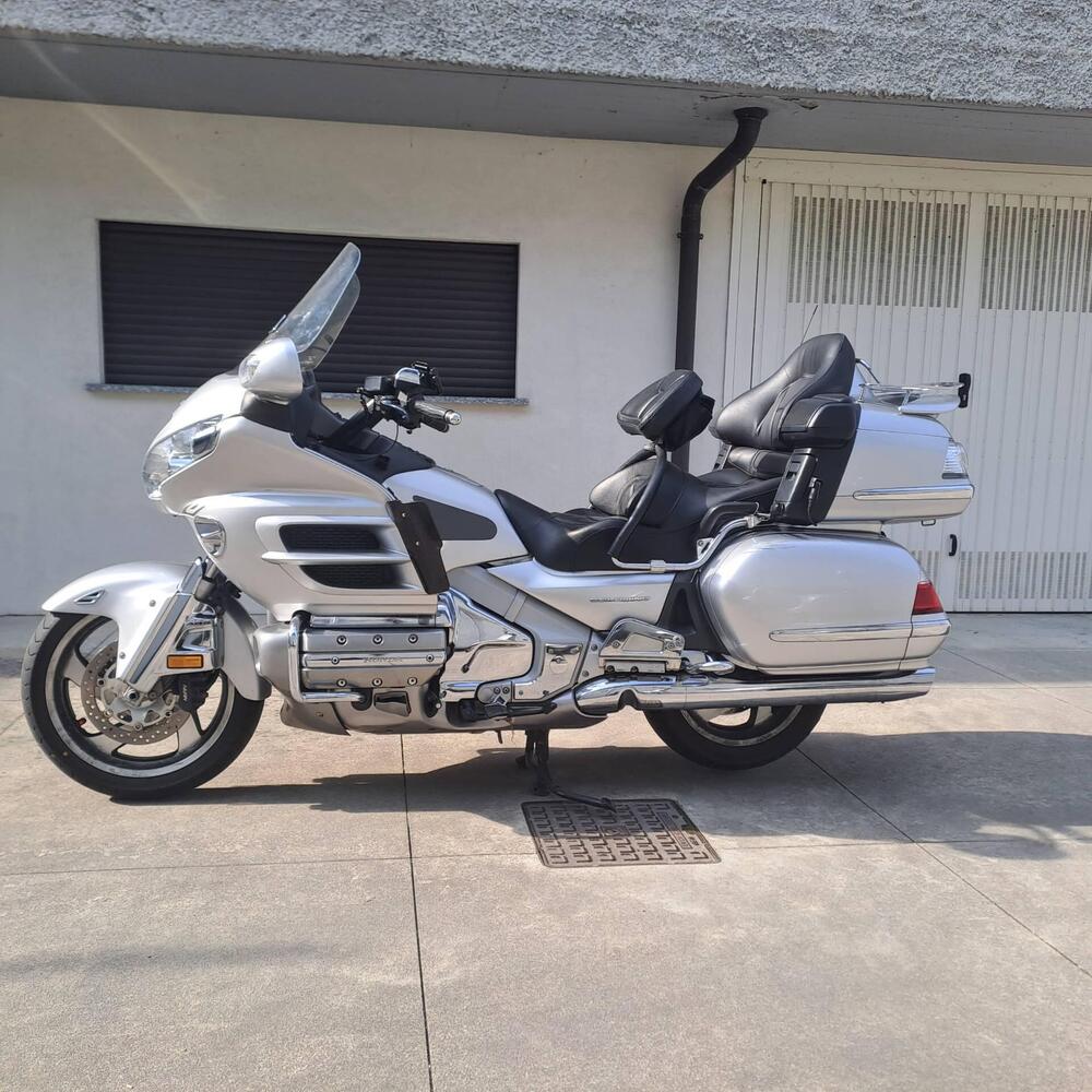 Honda GL 1800 Gold Wing (2007 - 11) (5)
