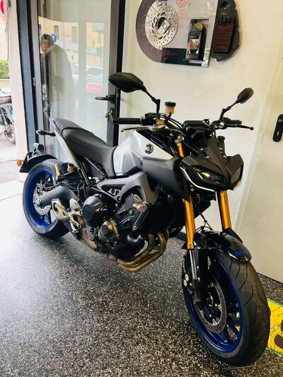 Yamaha MT-09 SP (2018 - 20) usata