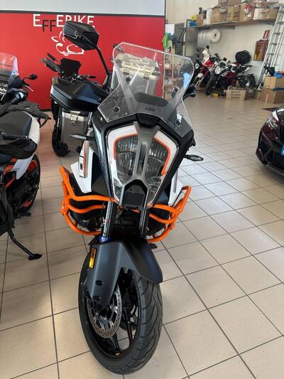 KTM 1290 Super Adventure S (2022 - 25) usata