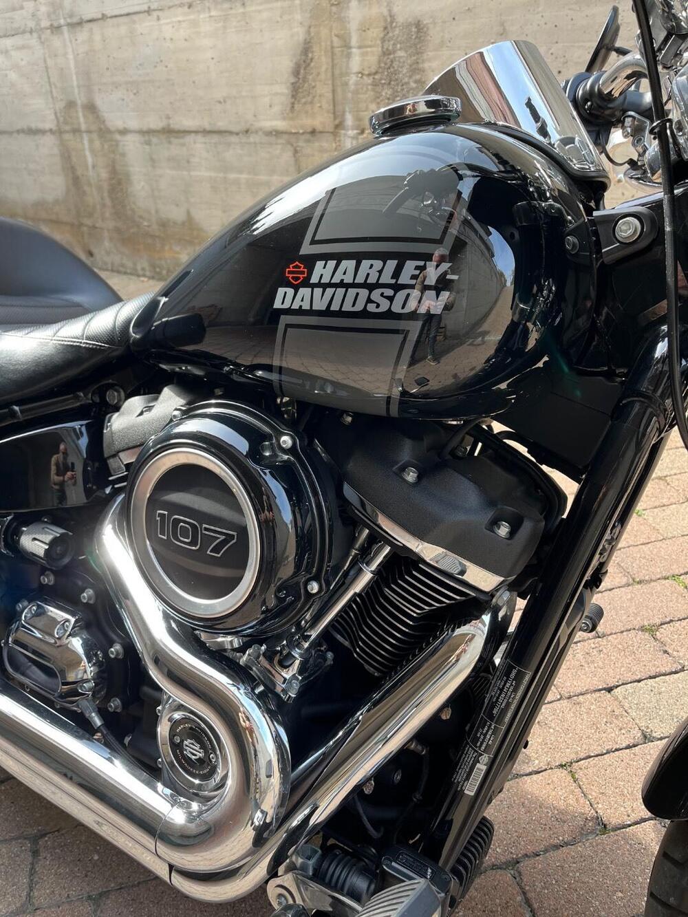 Harley-Davidson Sport Glide (2021 - 25) (2)