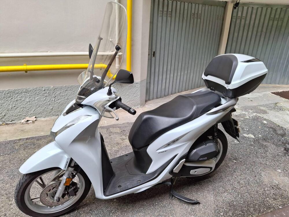 Honda SH 150i (2020 - 23) (2)